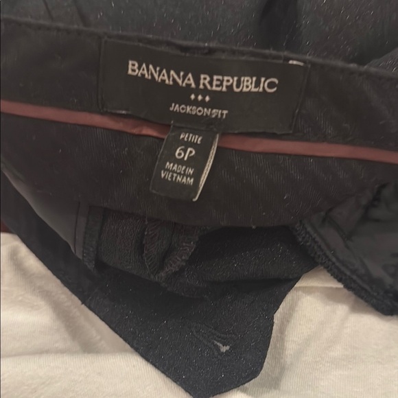 Banana Republic Black Skinny Pants - Picture 4 of 5